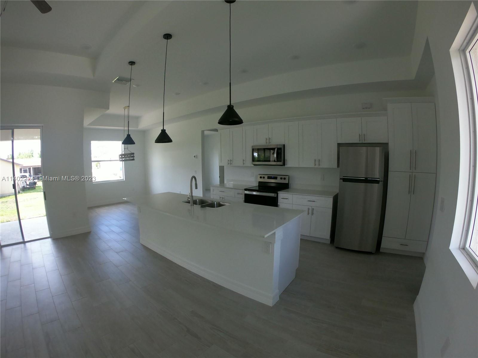 Listing Photo 5