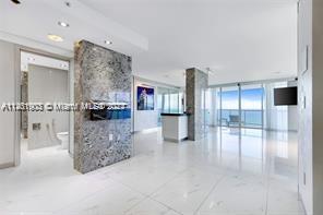 18671 Collins Ave, Sunny Isles Beach, FL, 33160 United States, 2 Bedrooms Bedrooms, ,2 BathroomsBathrooms,Residential,For Sale,Collins Ave,A11401903