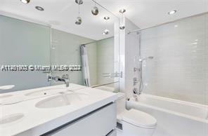 18671 Collins Ave, Sunny Isles Beach, FL, 33160 United States, 2 Bedrooms Bedrooms, ,2 BathroomsBathrooms,Residential,For Sale,Collins Ave,A11401903