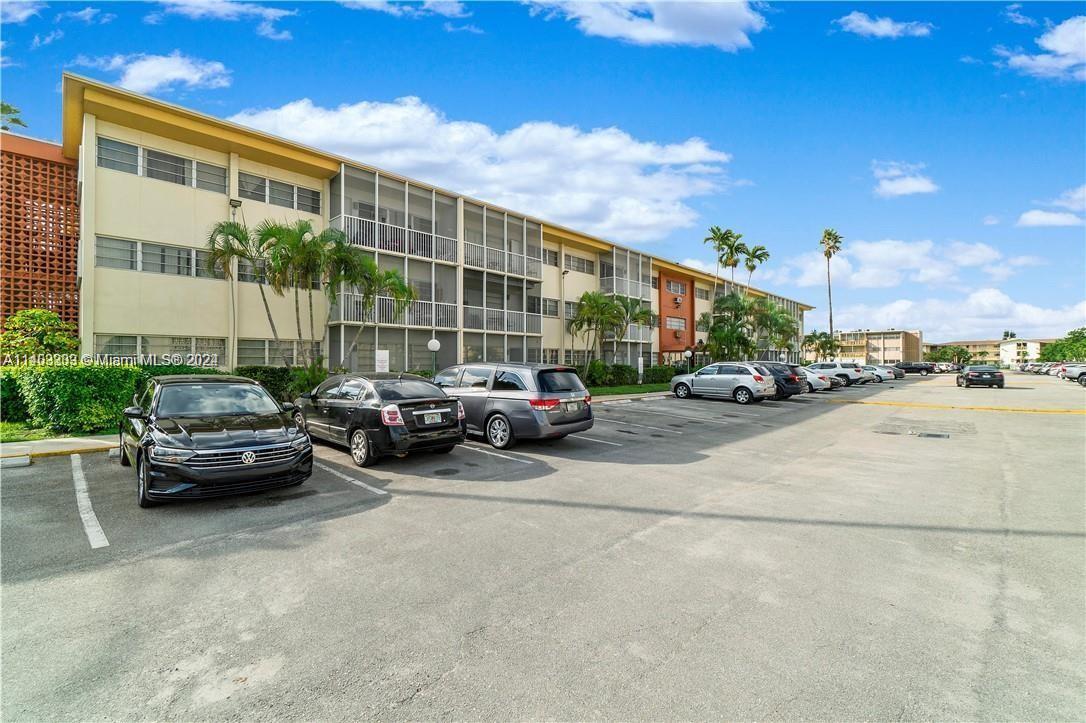 16800 NE 15th Ave 108, North Miami Beach, Florida 33162, 1 Bedroom Bedrooms, ,1 BathroomBathrooms,Residential,For Sale,16800 NE 15th Ave 108,A11403333