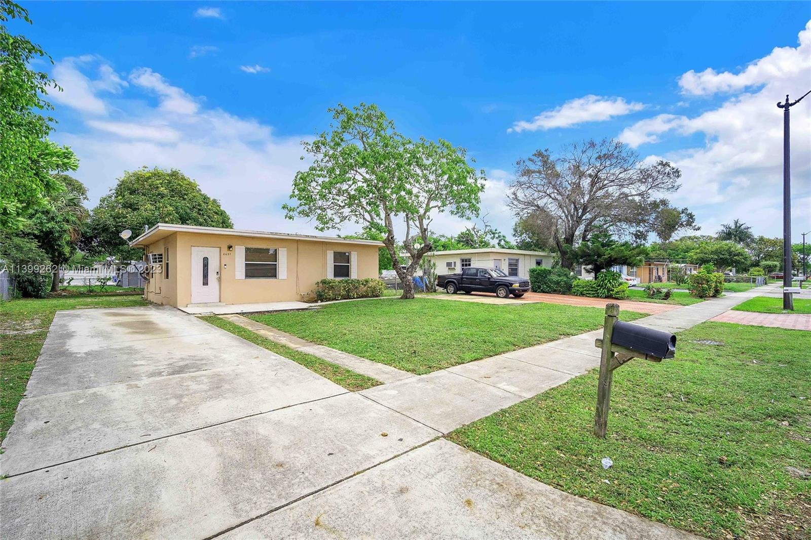 2637 NW 8th St  For Sale A11399262, FL