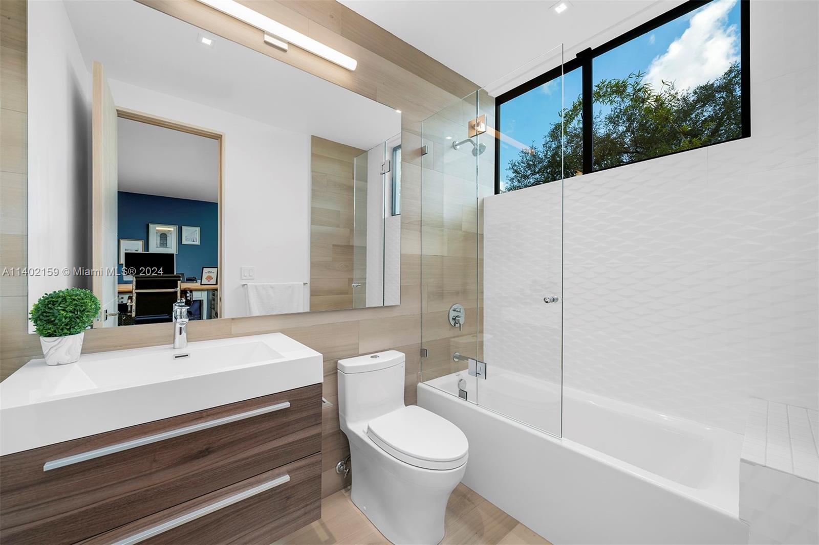 3230 Crystal Ct, Miami, FL, 33133 United States, 7 Bedrooms Bedrooms, ,7 BathroomsBathrooms,Residential,For Sale,Crystal Ct,A11402159