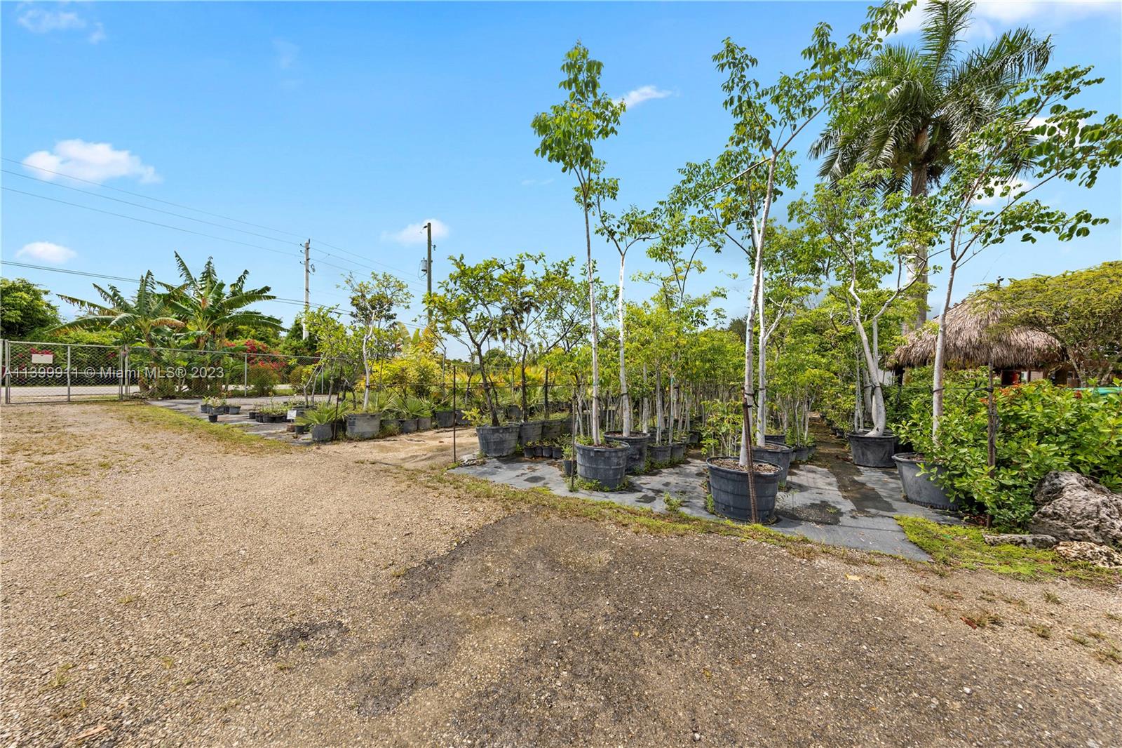 multiple gates for deliveries