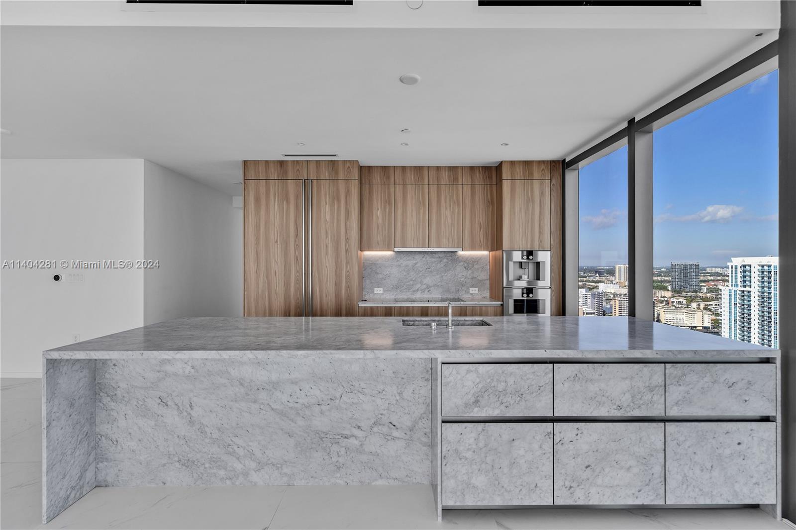 2000 Ocean Dr, Hallandale Beach, FL, 33009 United States, 3 Bedrooms Bedrooms, ,3 BathroomsBathrooms,Residential,For Sale,Ocean Dr,A11404281