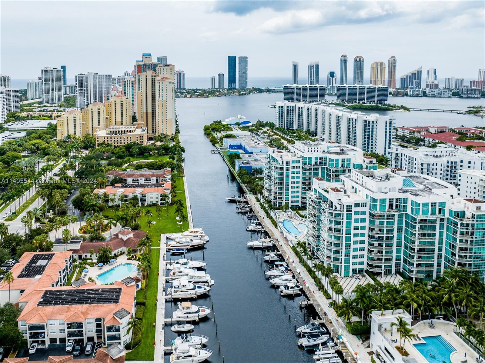 3131 NE 188th St 2-805, Aventura, Florida 33180, 2 Bedrooms Bedrooms, ,2 BathroomsBathrooms,Residential,For Sale,3131 NE 188th St 2-805,A11405544