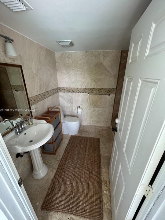 Bathroom​​‌​​​​‌​​‌‌​‌‌​​​‌‌​‌​‌​‌​​​‌​​