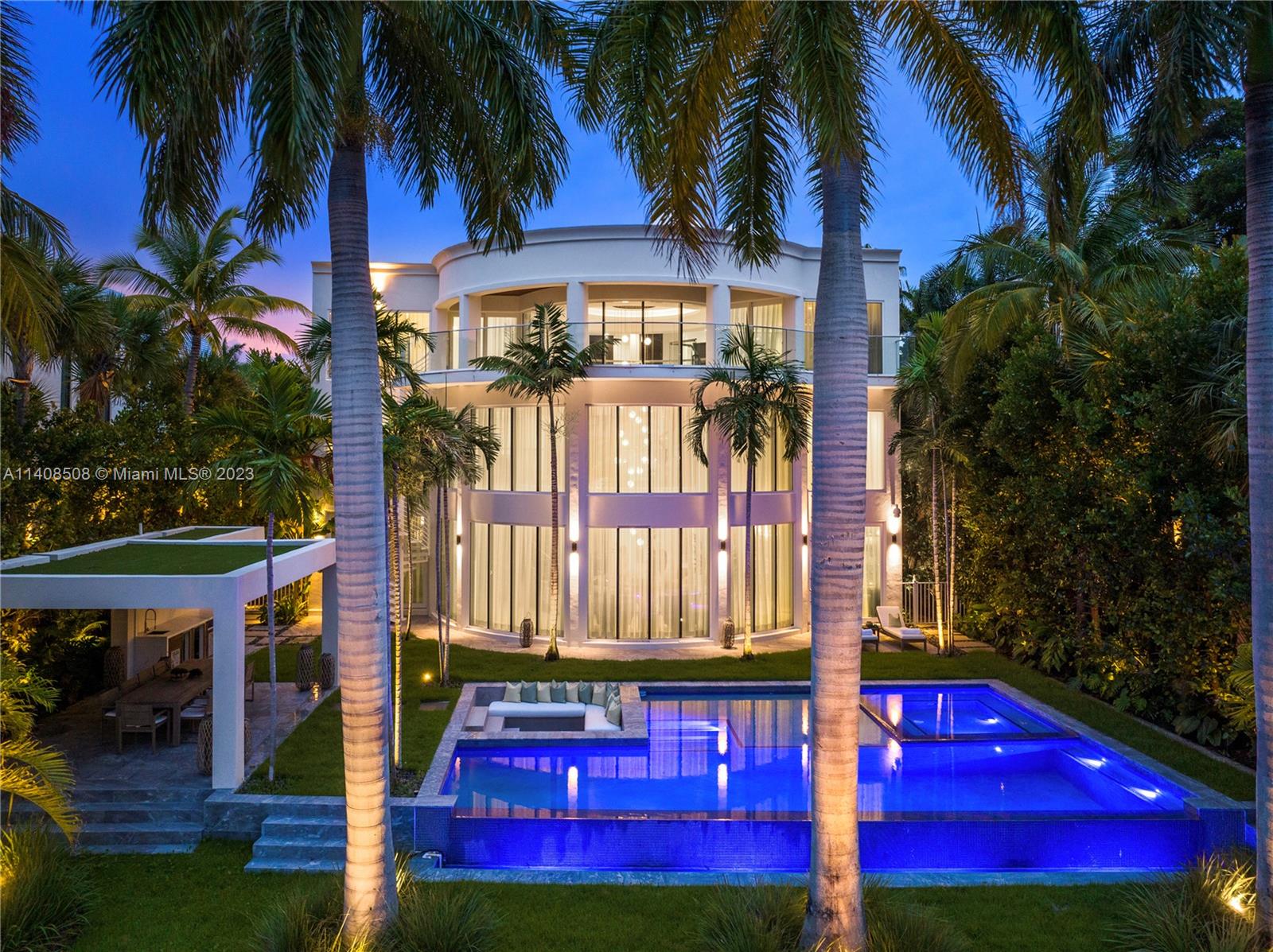 5785 Pine Tree Dr, Miami Beach, Florida image 50