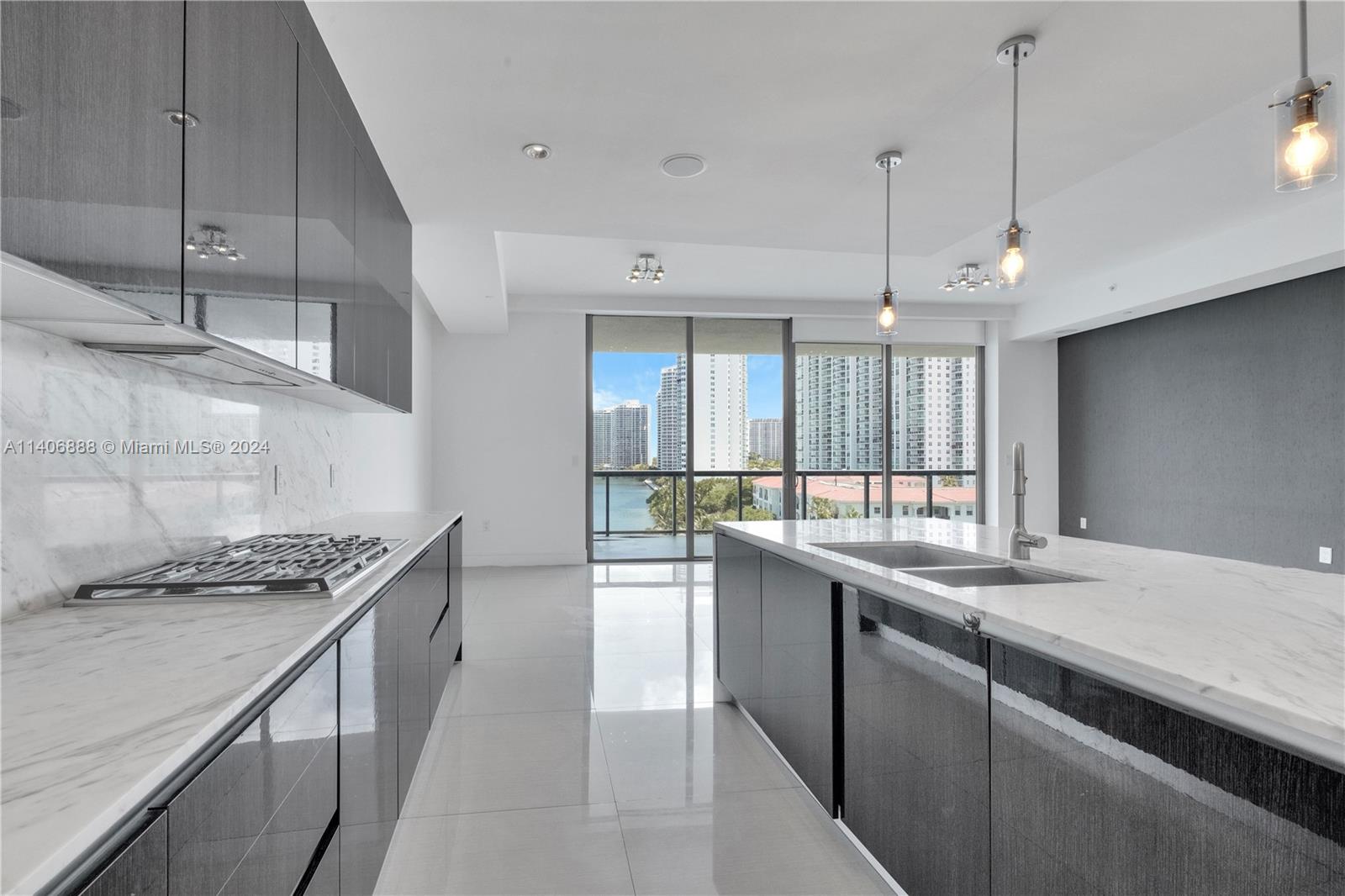 3300 188 street, Aventura, FL, 33180 United States, 3 Bedrooms Bedrooms, ,4 BathroomsBathrooms,Residential,For Sale,188 street,A11406888