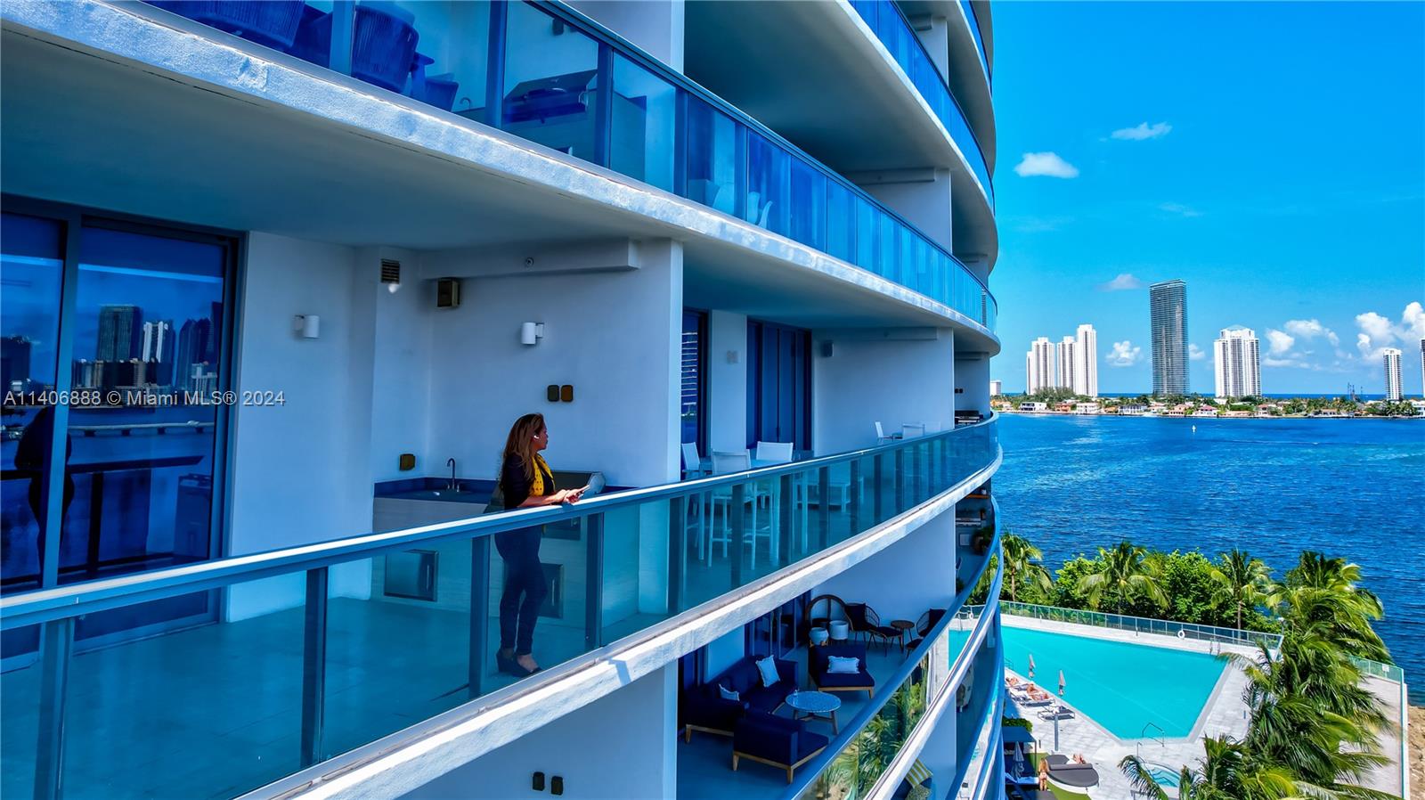 3300 188 street, Aventura, FL, 33180 United States, 3 Bedrooms Bedrooms, ,4 BathroomsBathrooms,Residential,For Sale,188 street,A11406888