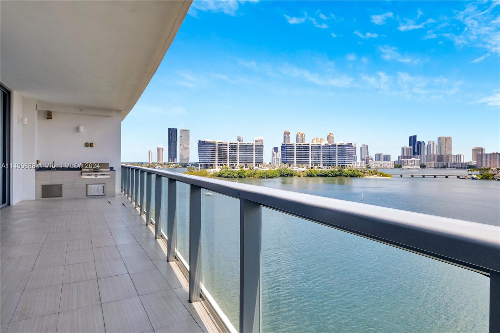 3300 188 street, Aventura, FL, 33180 United States, 3 Bedrooms Bedrooms, ,4 BathroomsBathrooms,Residential,For Sale,188 street,A11406888