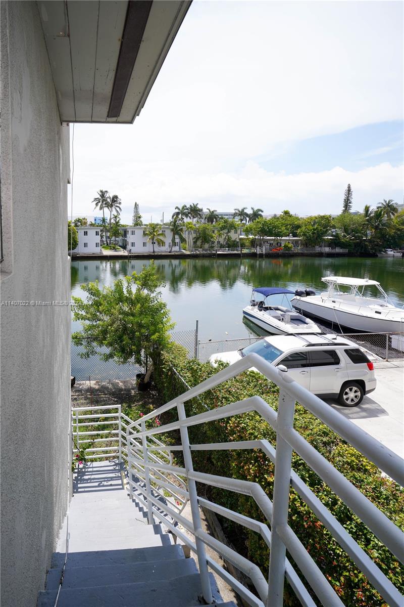 8321 Crespi Blvd, Miami Beach, Florida image 12