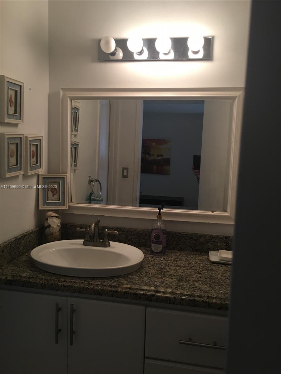 100 Lincoln Rd 939, Miami Beach, Florida 33139, ,1 BathroomBathrooms,Residential,For Sale,100 Lincoln Rd 939,A11409655