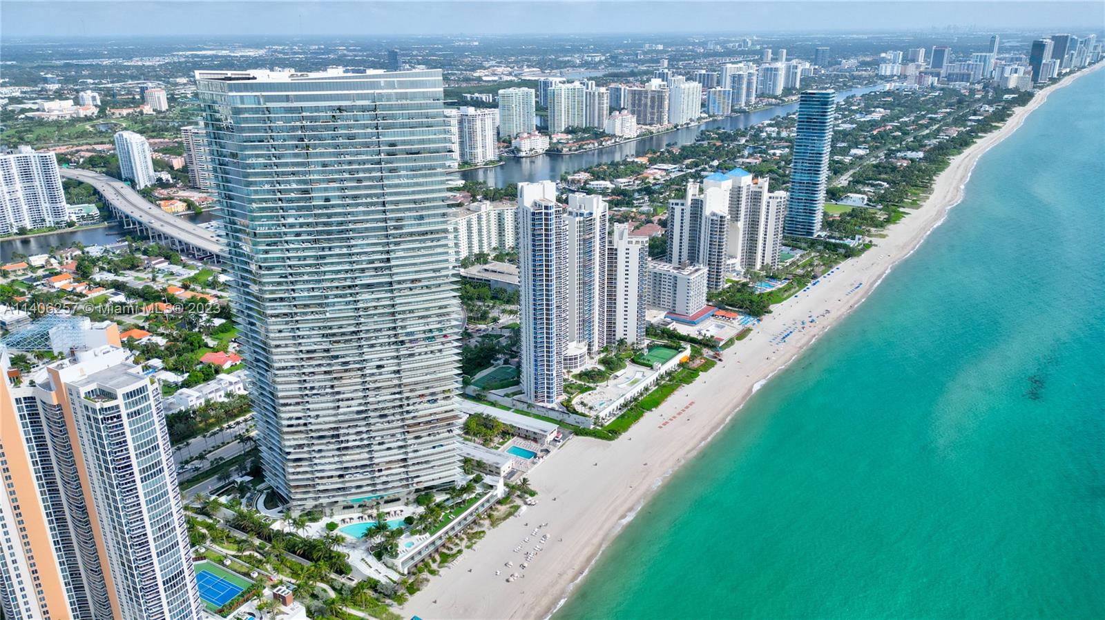 Sunny Isles Beach, FL, 33160 United States, 4 Bedrooms Bedrooms, ,5 BathroomsBathrooms,Residential,For Sale,A11406257