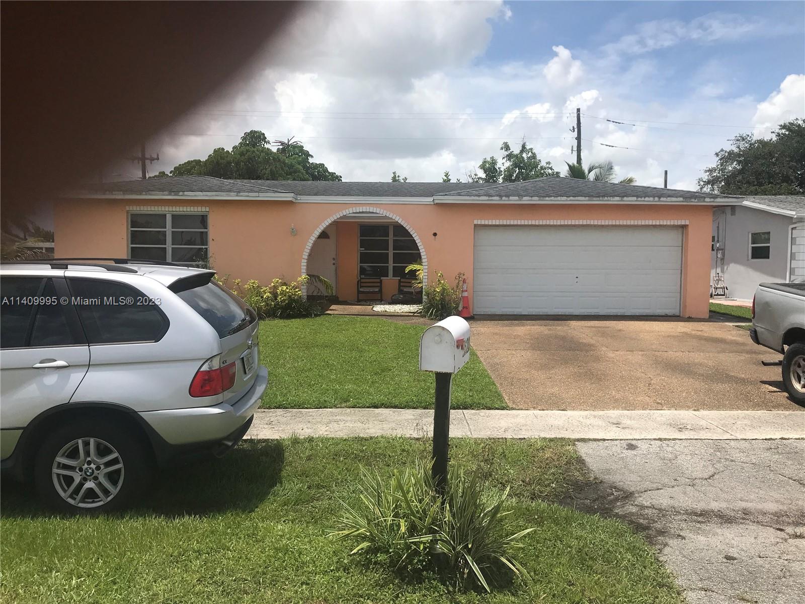 Undisclosed For Sale A11409995, FL