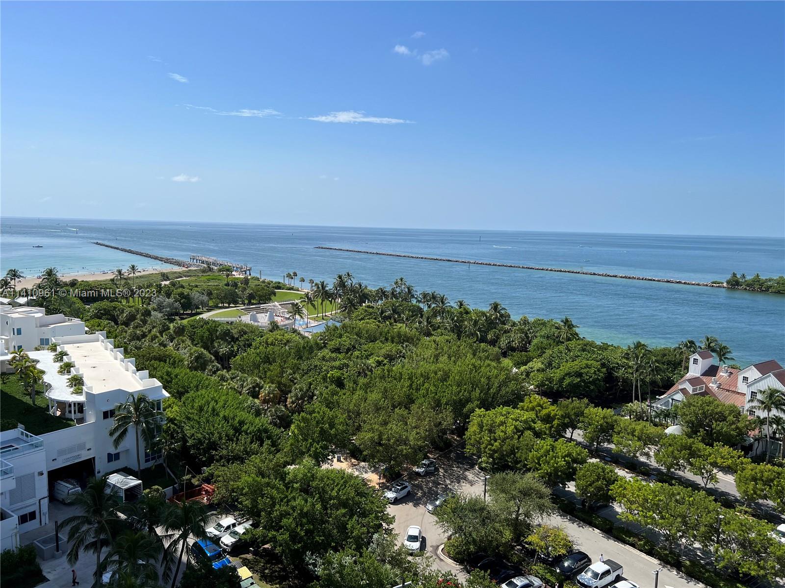 400 S POINTE DR #1404 For Sale A11410961, FL