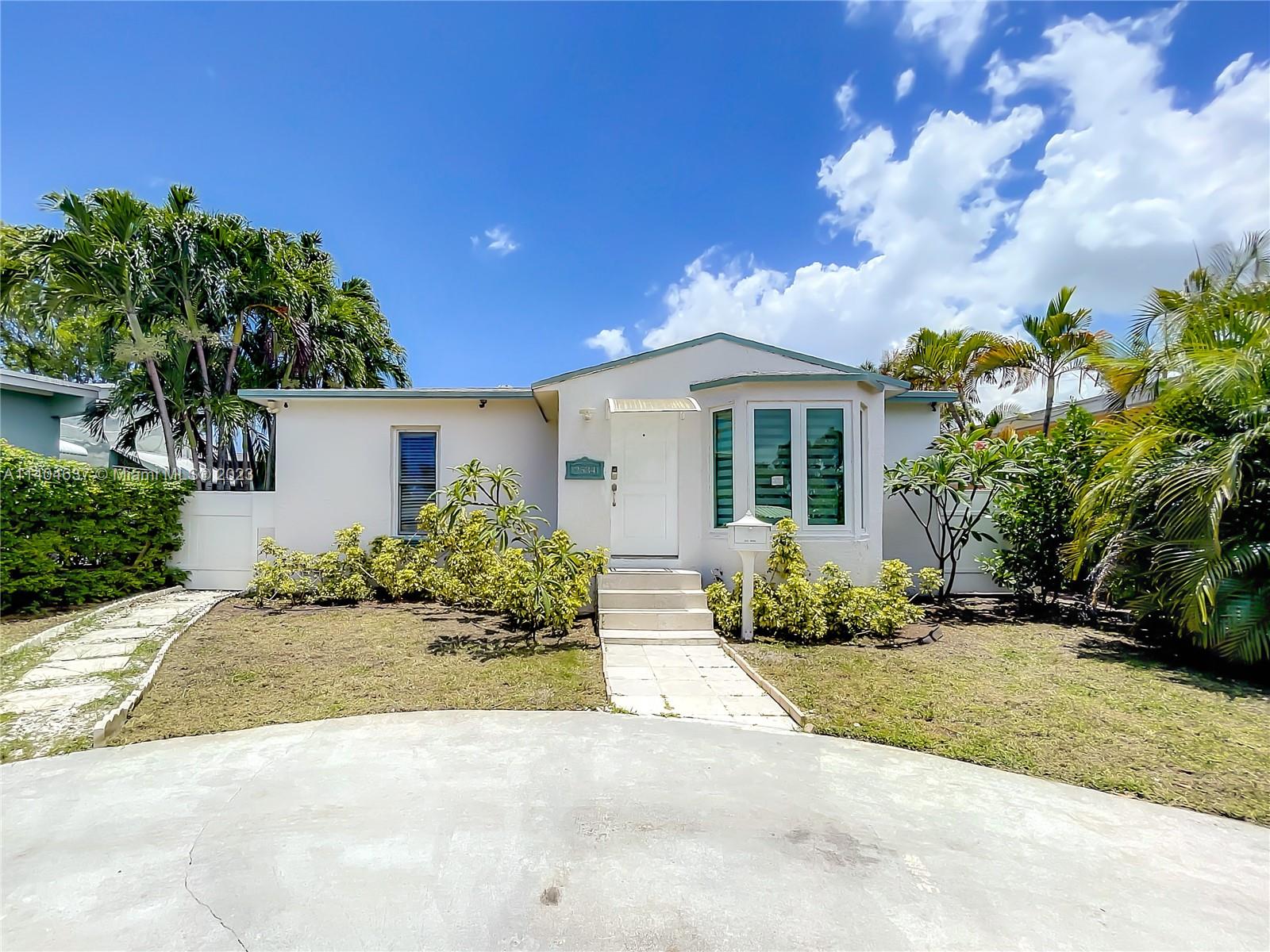 2534  Wilson St  For Sale A11404637, FL