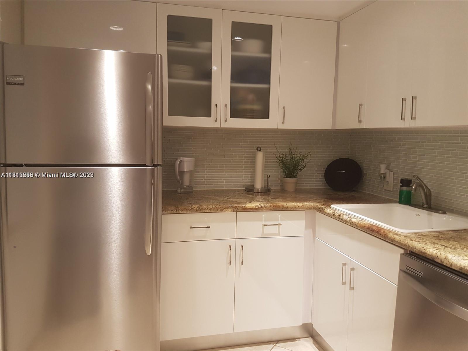 3475 Country Club Dr, Aventura, FL, 33180 United States, 2 Bedrooms Bedrooms, ,2 BathroomsBathrooms,Residential,For Sale,Country Club Dr,A11412248