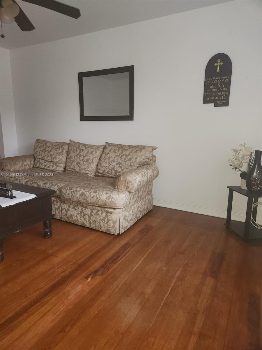 Miami Shores, Florida 33138, 1 Bedroom Bedrooms, ,1 BathroomBathrooms,Residentiallease,For Rent,A11414942