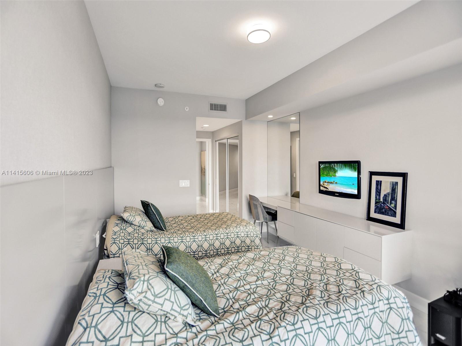 17111 Biscayne Blvd #1710, North Miami Beach, Florida image 33