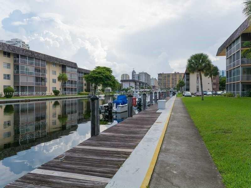 3551 NE 169th St 104, North Miami Beach, Florida 33160, 1 Bedroom Bedrooms, ,1 BathroomBathrooms,Residential,For Sale,3551 NE 169th St 104,A11417400
