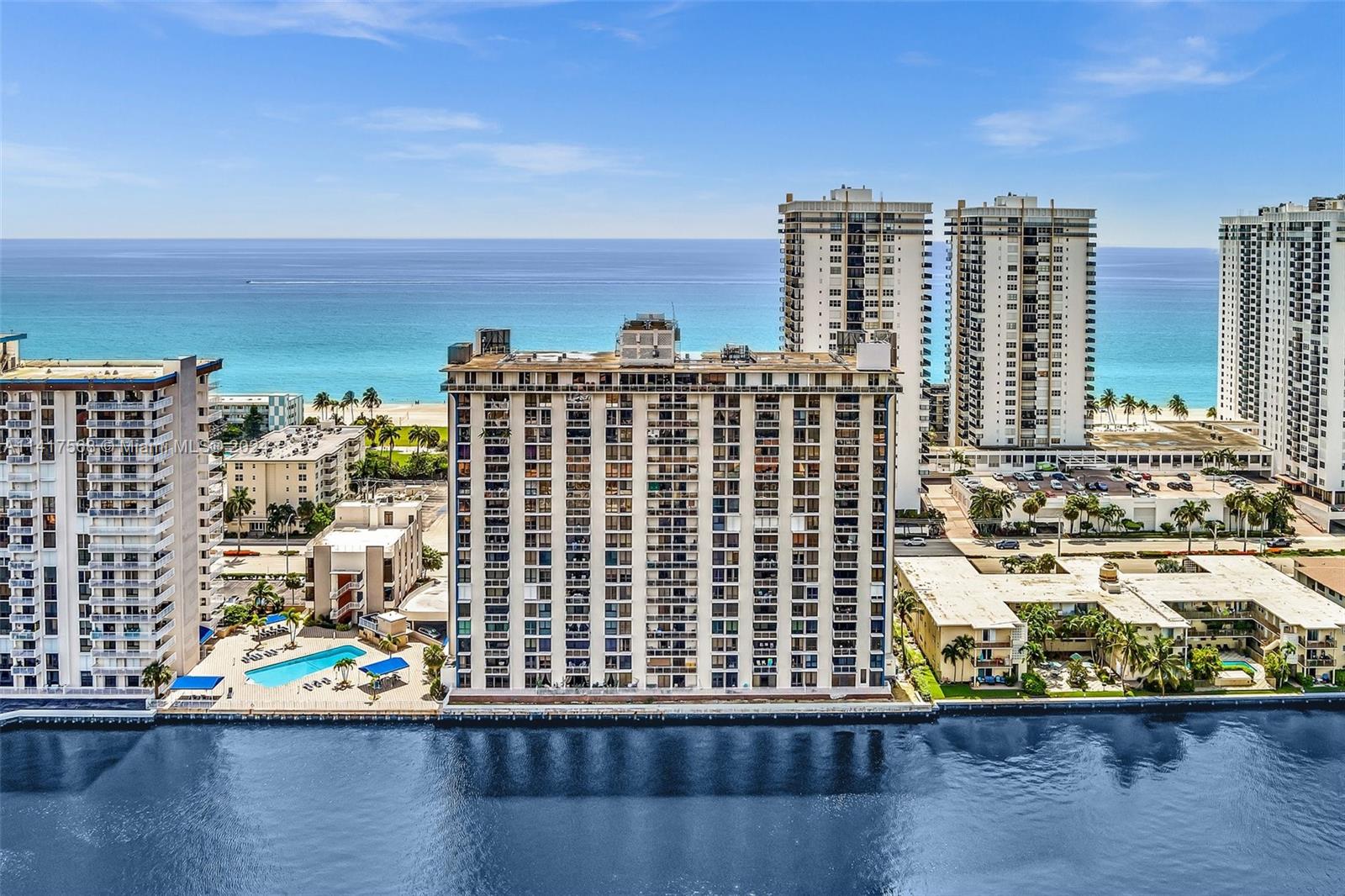 1600 S Ocean Dr 9F, Hollywood, Florida 33019, 2 Bedrooms Bedrooms, ,2 BathroomsBathrooms,Residential,For Sale,1600 S Ocean Dr 9F,A11417568