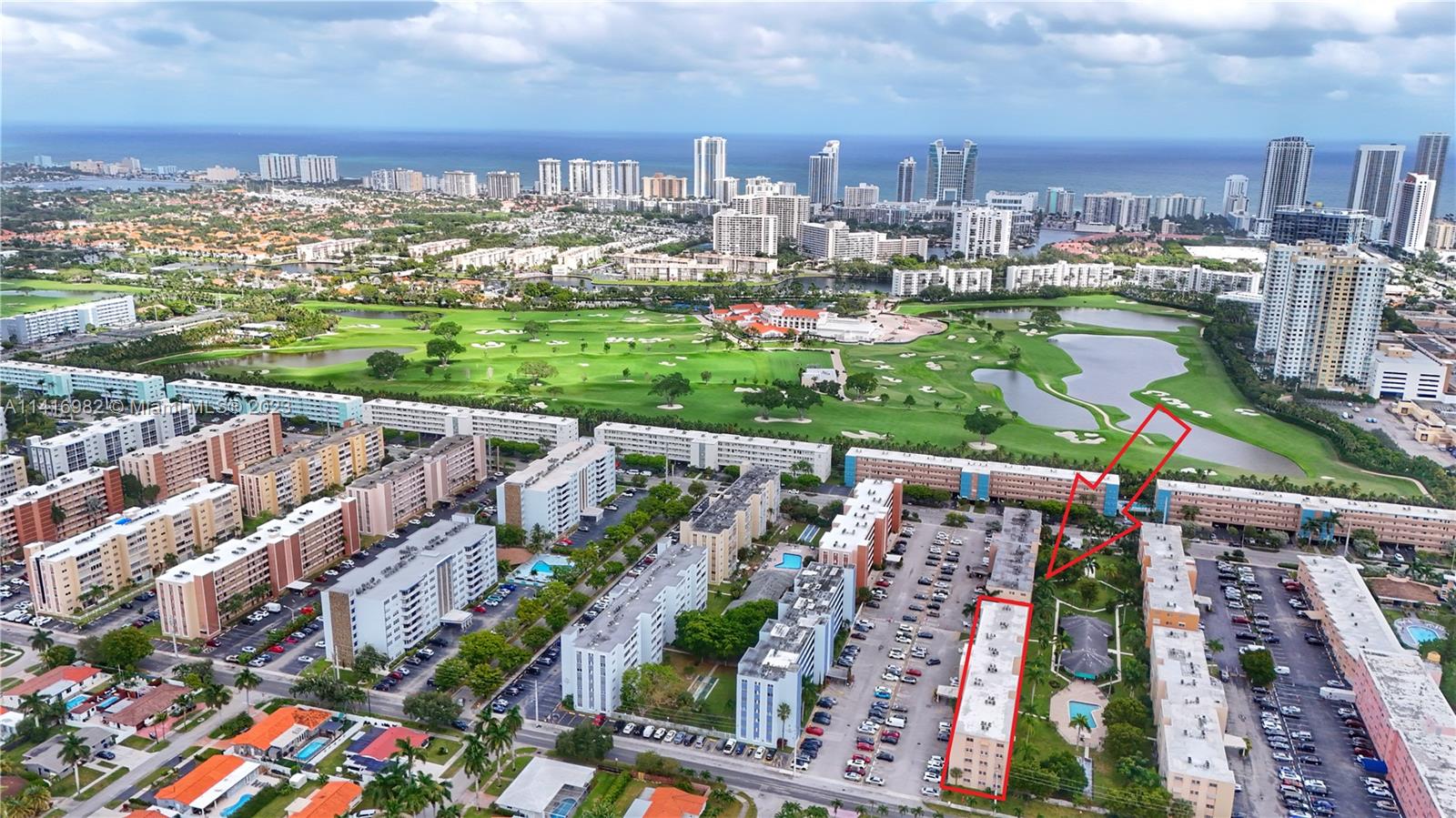 232 NE 12th Ave 304, Hallandale Beach, Florida 33009, 1 Bedroom Bedrooms, ,1 BathroomBathrooms,Residential,For Sale,232 NE 12th Ave 304,A11416982