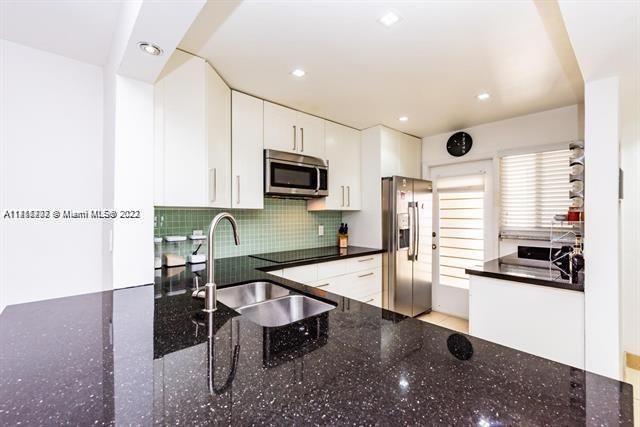 2081 S Ocean Dr 411, Hallandale Beach, Florida 33009, 2 Bedrooms Bedrooms, ,2 BathroomsBathrooms,Residentiallease,For Rent,2081 S Ocean Dr 411,A11411407