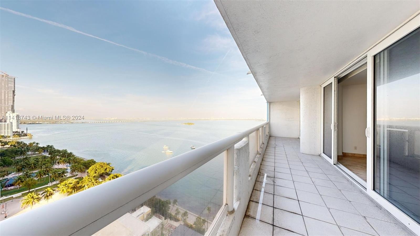 1717 N Bayshore Dr A-2236, Miami, Florida 33132, 2 Bedrooms Bedrooms, ,2 BathroomsBathrooms,Residentiallease,For Rent,1717 N Bayshore Dr A-2236,A11418743