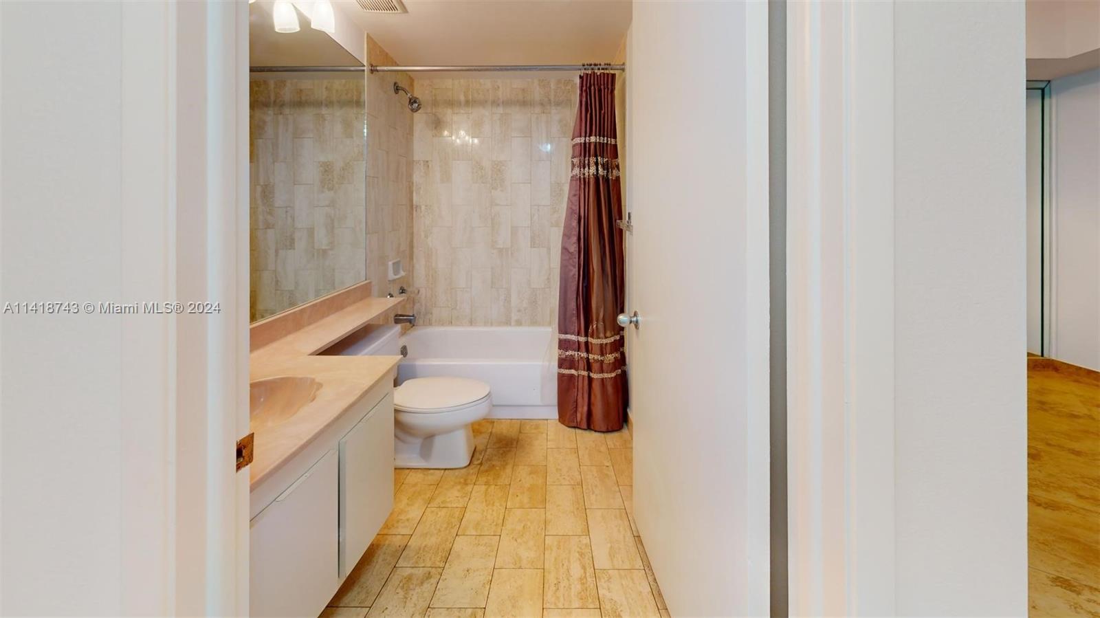 1717 N Bayshore Dr A-2236, Miami, Florida 33132, 2 Bedrooms Bedrooms, ,2 BathroomsBathrooms,Residentiallease,For Rent,1717 N Bayshore Dr A-2236,A11418743