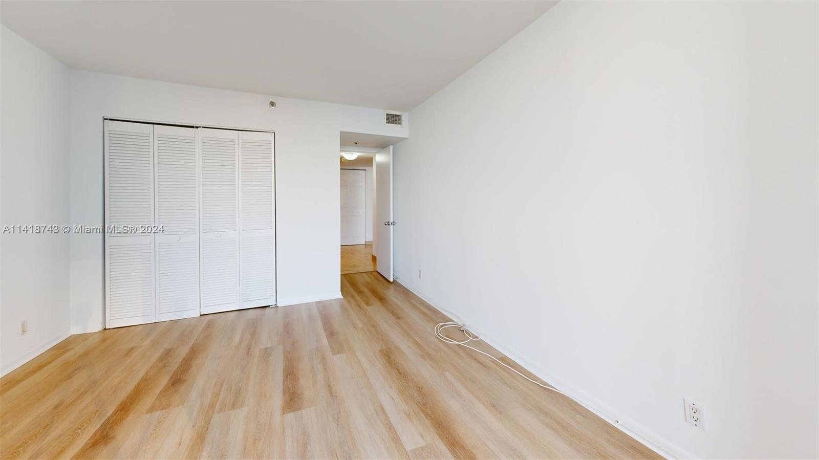 1717 N Bayshore Dr A-2236, Miami, Florida 33132, 2 Bedrooms Bedrooms, ,2 BathroomsBathrooms,Residentiallease,For Rent,1717 N Bayshore Dr A-2236,A11418743