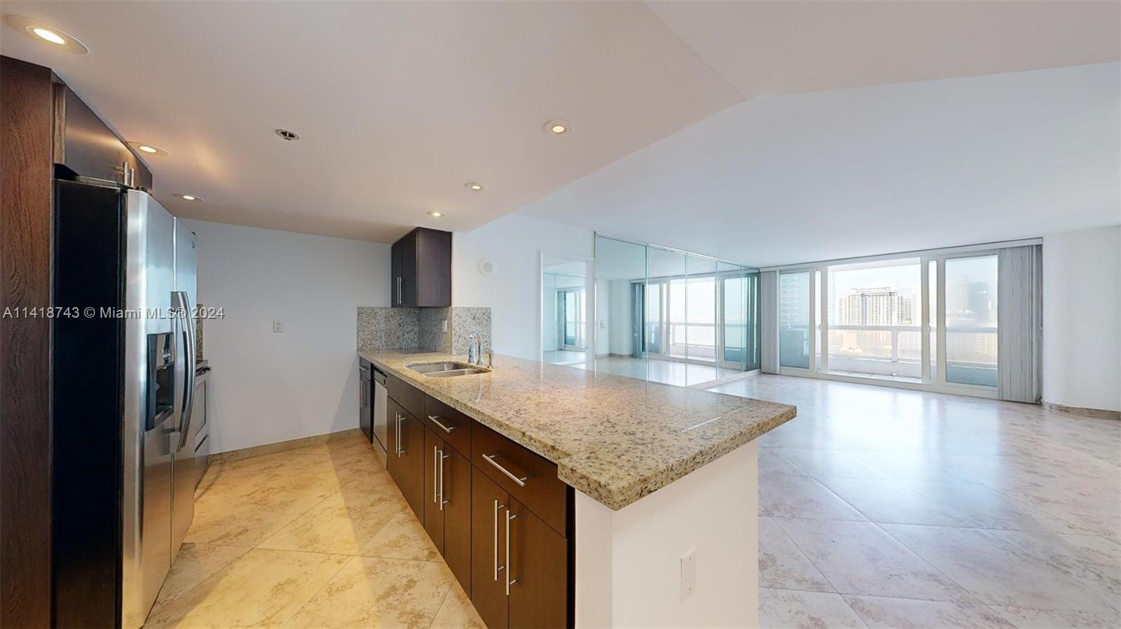 1717 N Bayshore Dr A-2236, Miami, Florida 33132, 2 Bedrooms Bedrooms, ,2 BathroomsBathrooms,Residentiallease,For Rent,1717 N Bayshore Dr A-2236,A11418743