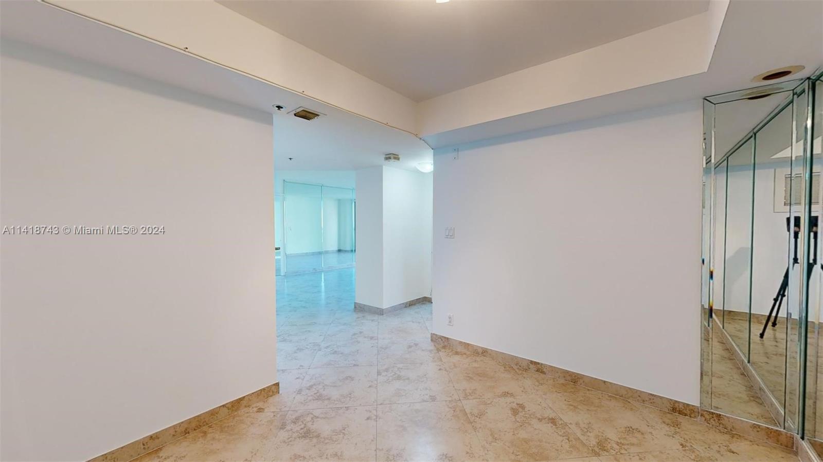 1717 N Bayshore Dr A-2236, Miami, Florida 33132, 2 Bedrooms Bedrooms, ,2 BathroomsBathrooms,Residentiallease,For Rent,1717 N Bayshore Dr A-2236,A11418743