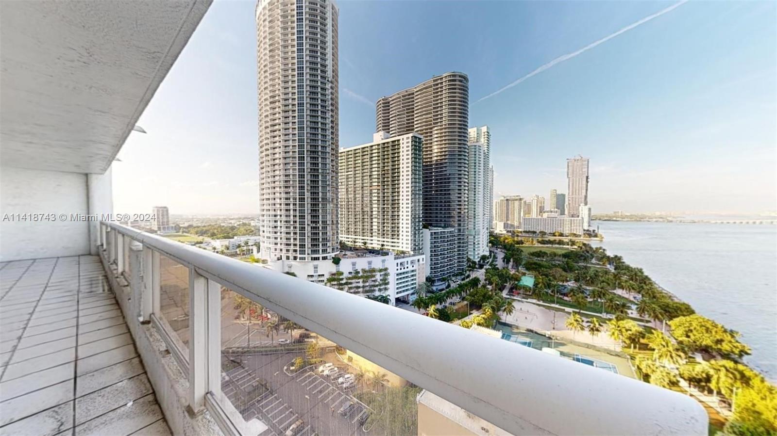 1717 N Bayshore Dr A-2236, Miami, Florida 33132, 2 Bedrooms Bedrooms, ,2 BathroomsBathrooms,Residentiallease,For Rent,1717 N Bayshore Dr A-2236,A11418743