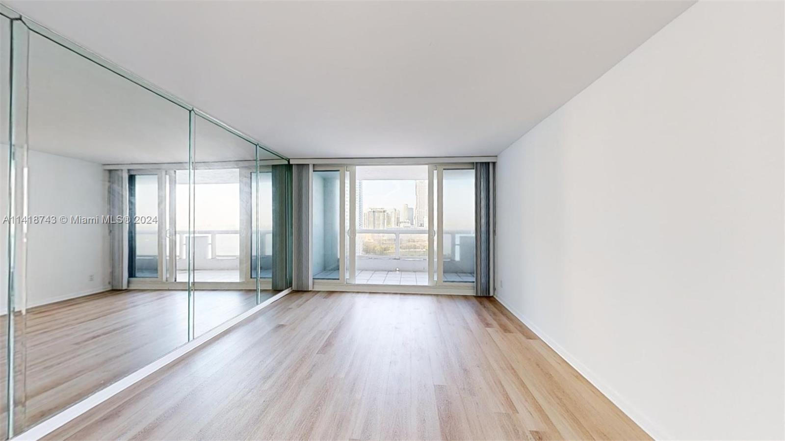 1717 N Bayshore Dr A-2236, Miami, Florida 33132, 2 Bedrooms Bedrooms, ,2 BathroomsBathrooms,Residentiallease,For Rent,1717 N Bayshore Dr A-2236,A11418743