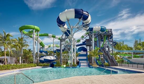 Nearby attraction - Tidal Cove Waterpark