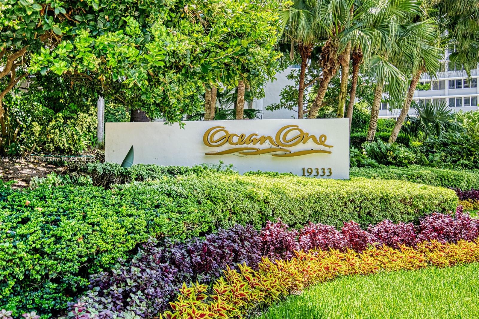 Ocean One Condos For Sale Sunny Isles Beach Oceanfront Group