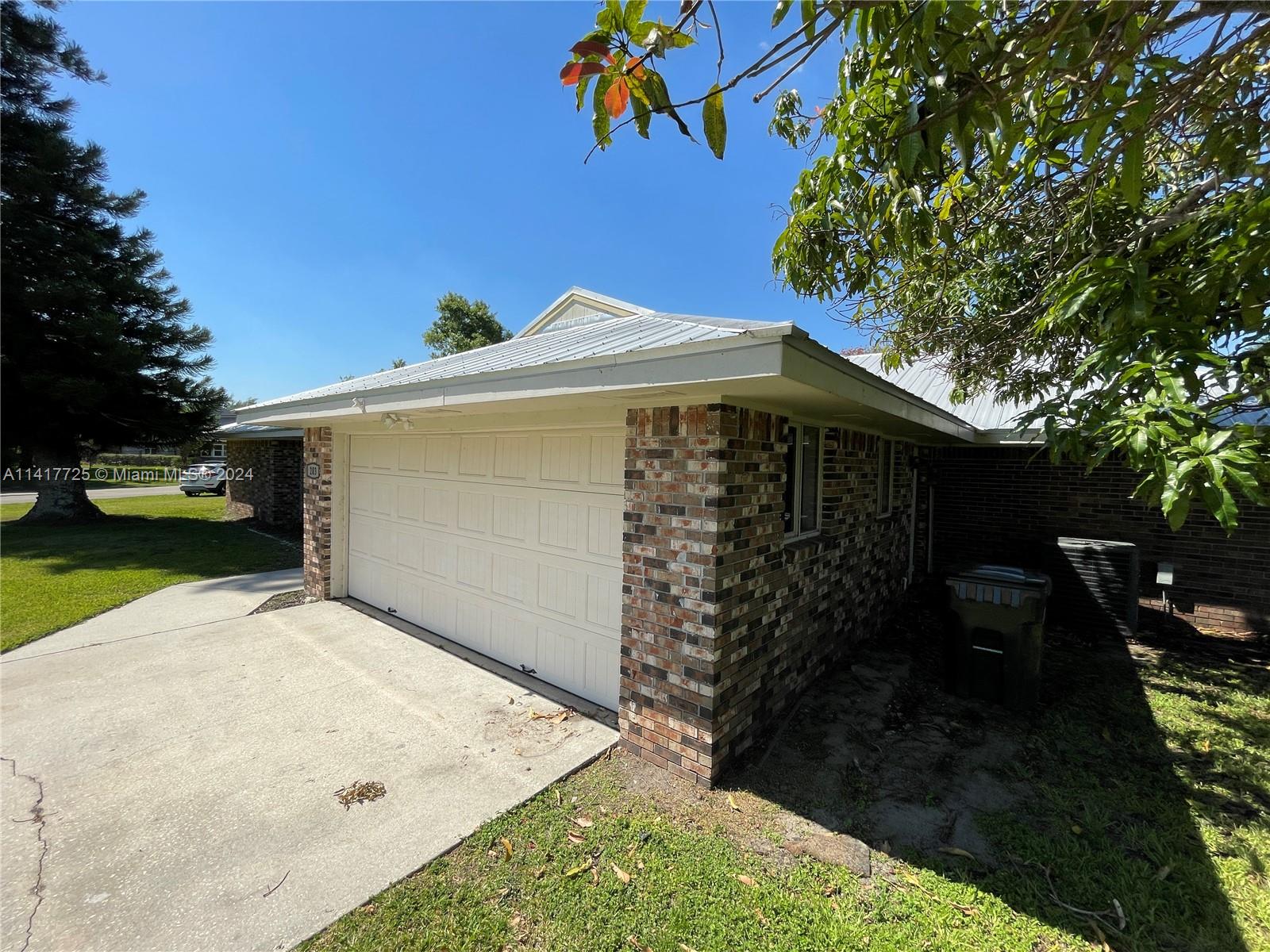 203 SAGINAW AVE, Clewiston, FL, 33440 United States, 4 Bedrooms Bedrooms, ,3 BathroomsBathrooms,Residential,For Sale,SAGINAW AVE,A11417725