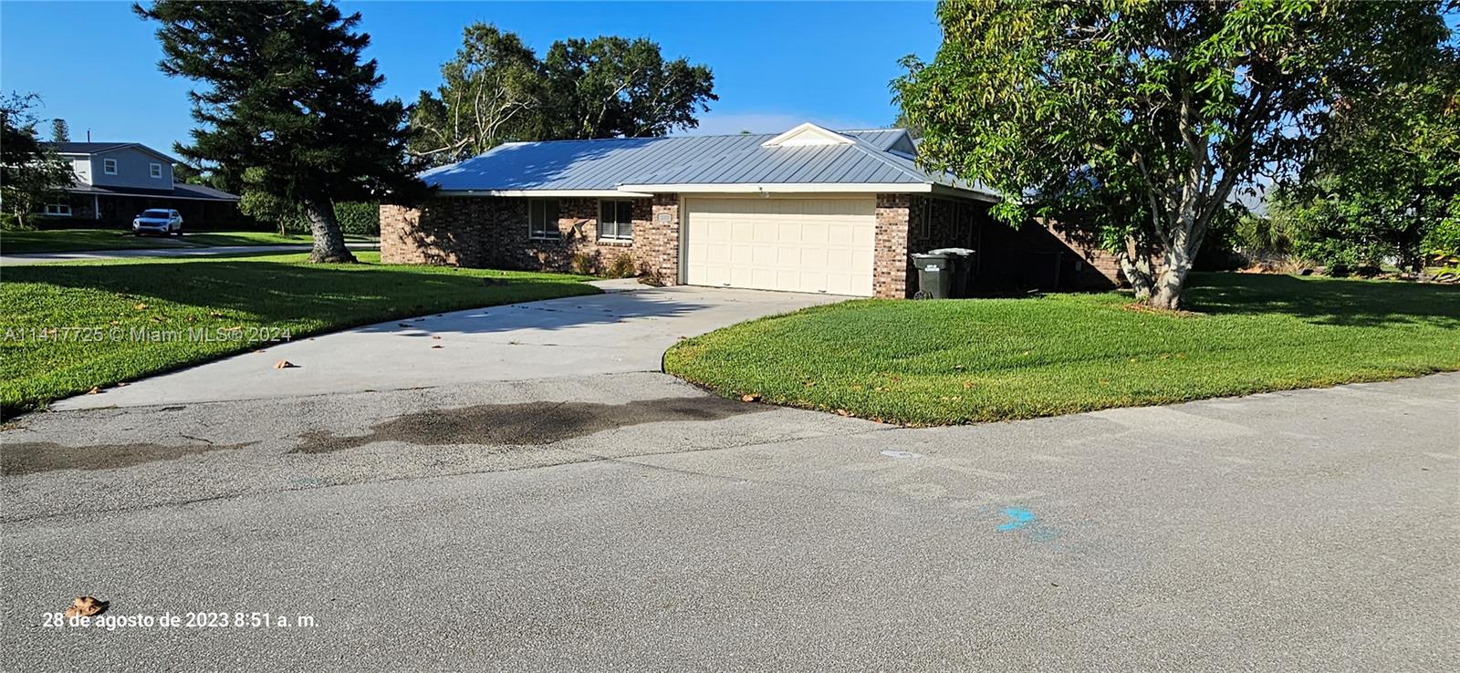203 SAGINAW AVE, Clewiston, FL, 33440 United States, 4 Bedrooms Bedrooms, ,3 BathroomsBathrooms,Residential,For Sale,SAGINAW AVE,A11417725