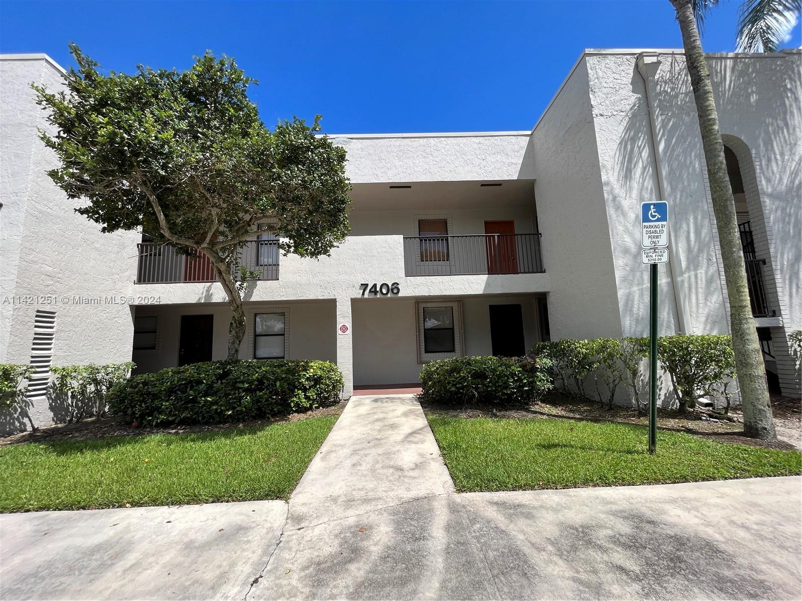 7406 Woodmont Ter 206, Tamarac, Florida 33321, 2 Bedrooms Bedrooms, ,2 BathroomsBathrooms,Residential,For Sale,7406 Woodmont Ter 206,A11421251