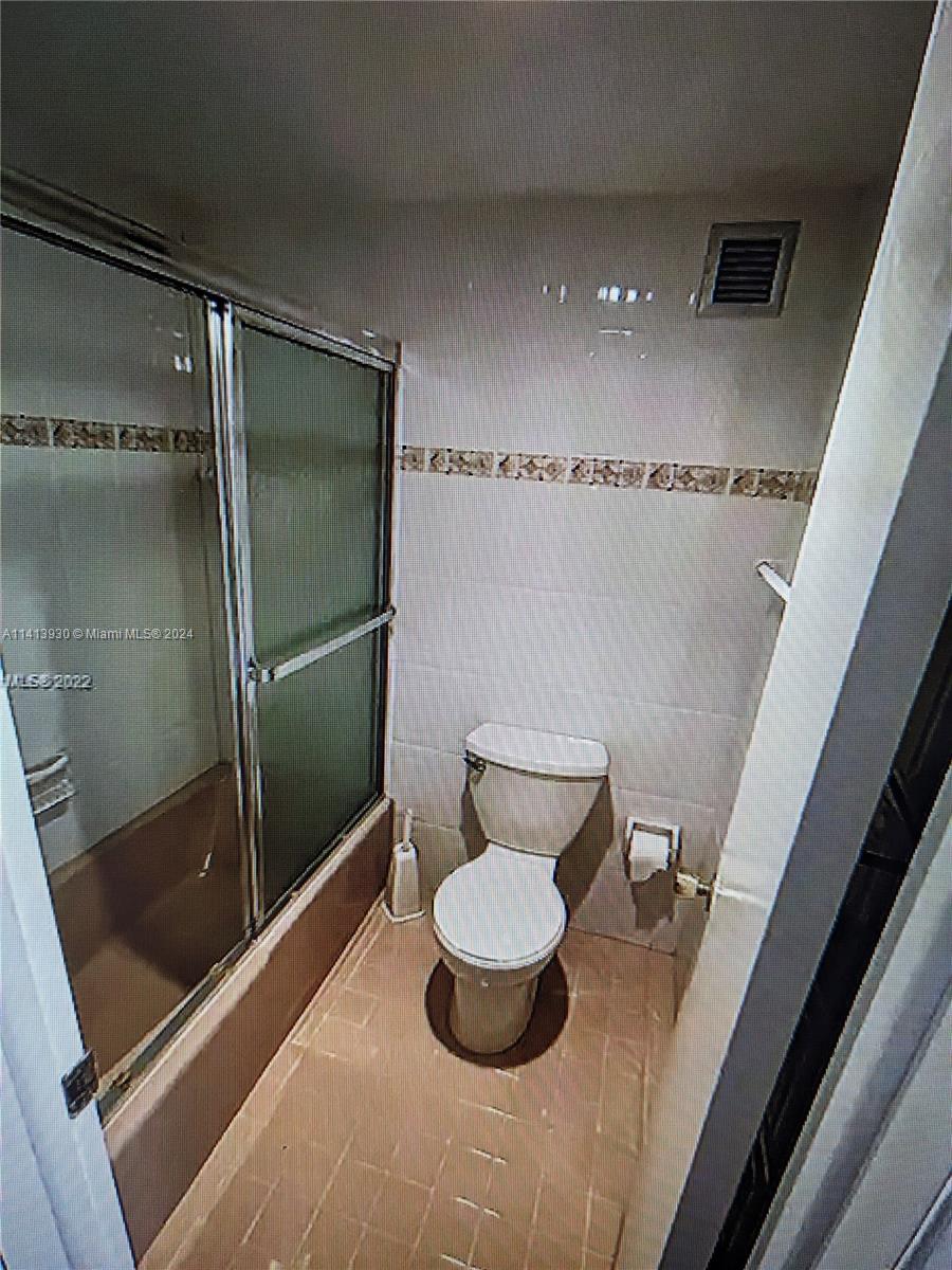 8001 CRESPI BL 2C, Miami Beach, Florida 33141, 2 Bedrooms Bedrooms, 1 Room Rooms,2 BathroomsBathrooms,Residential,For Sale,8001 CRESPI BL 2C,A11413930