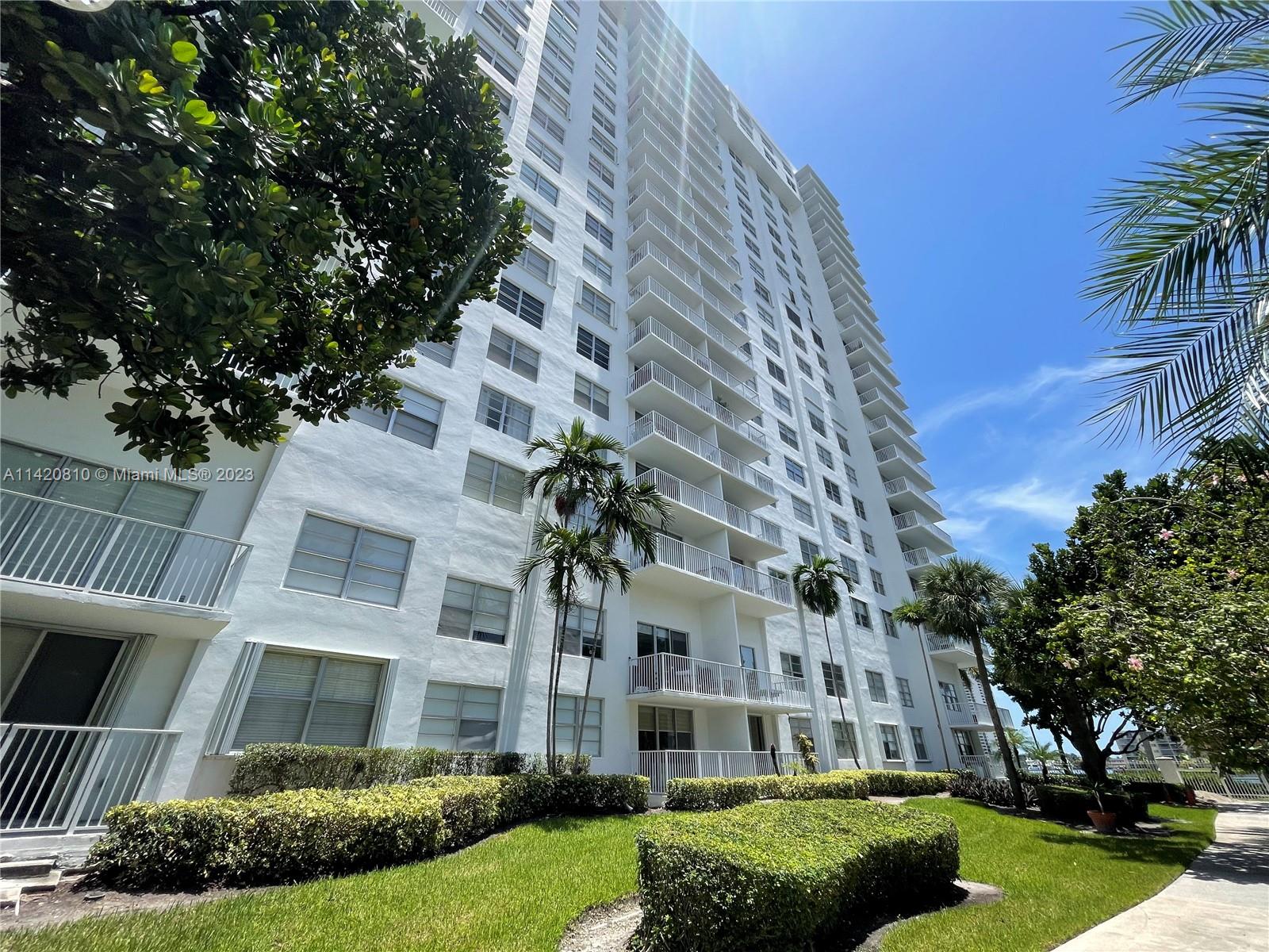 2851 183rd St, Aventura, FL, 33160 United States, 2 Bedrooms Bedrooms, ,2 BathroomsBathrooms,Residential,For Sale,183rd St,A11420810