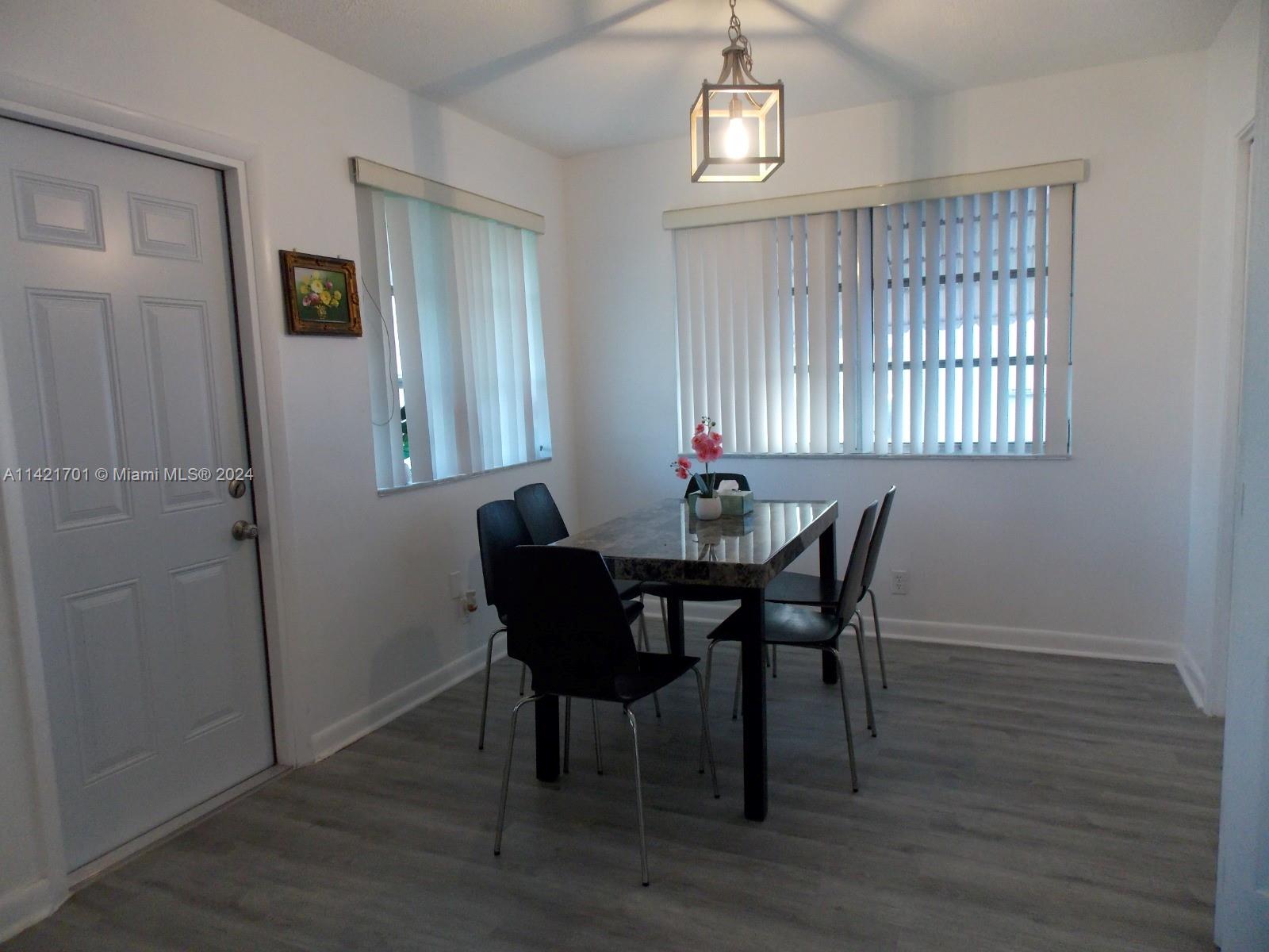 3162 Sheridan Ln, Hollywood, Florida 33021, 2 Bedrooms Bedrooms, ,2 BathroomsBathrooms,Residential,For Sale,3162 Sheridan Ln,A11421701