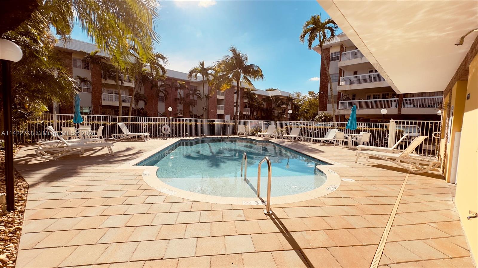 2426 17th St, Fort Lauderdale, FL, 33316 United States, 1 Bedroom Bedrooms, ,1 BathroomBathrooms,Residential,For Sale,17th St,A11422718