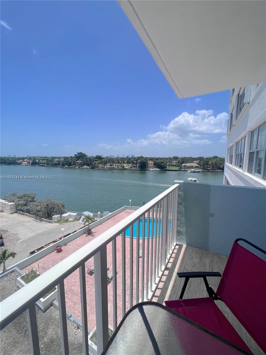 5838 Collins Ave 4F, Miami Beach, Florida 33140, 1 Bedroom Bedrooms, ,2 BathroomsBathrooms,Residential,For Sale,5838 Collins Ave 4F,A11423744