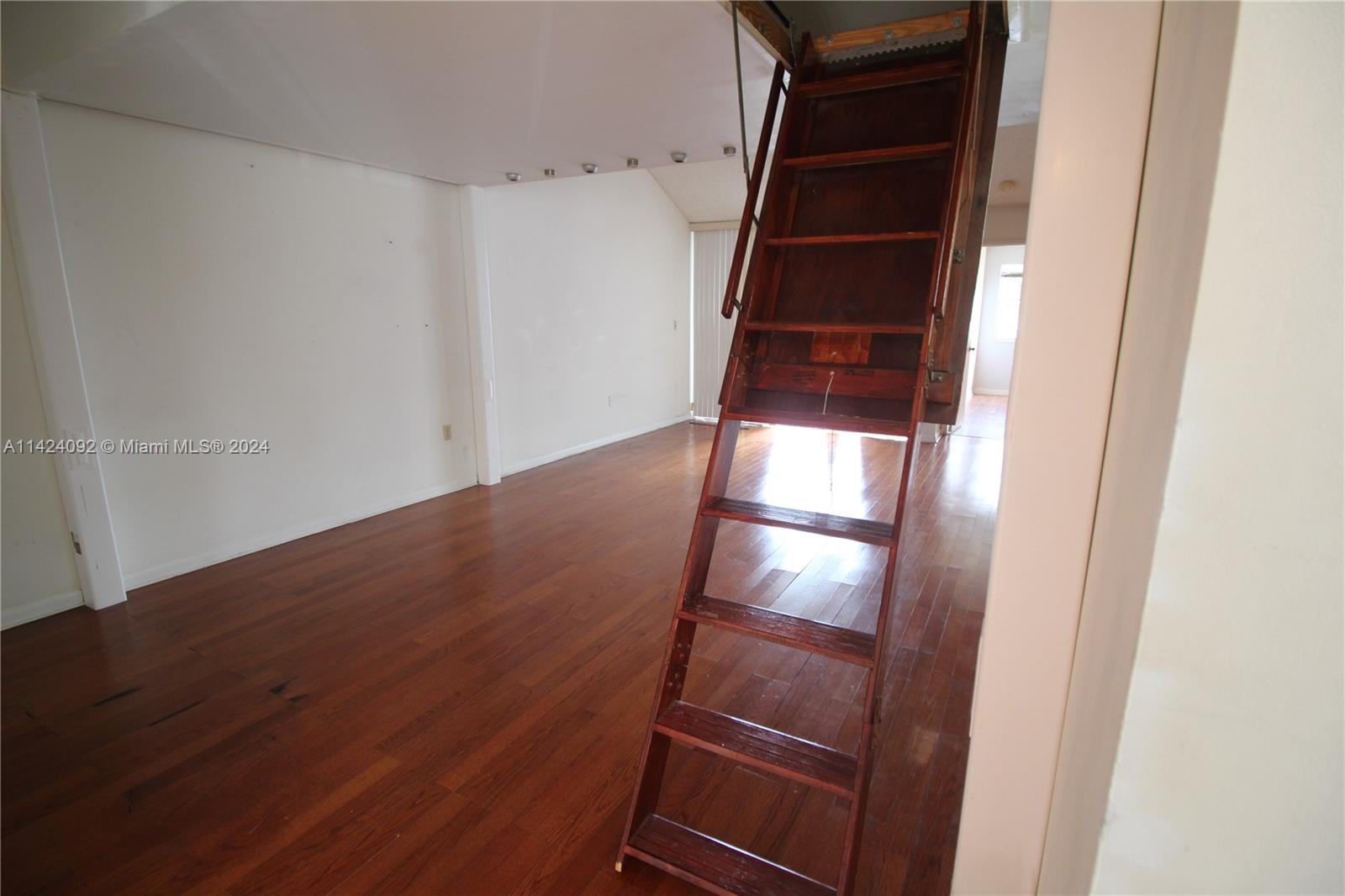 4747 NW 97th Pl 207, Doral, Florida 33178, 2 Bedrooms Bedrooms, ,2 BathroomsBathrooms,Residential,For Sale,4747 NW 97th Pl 207,A11424092