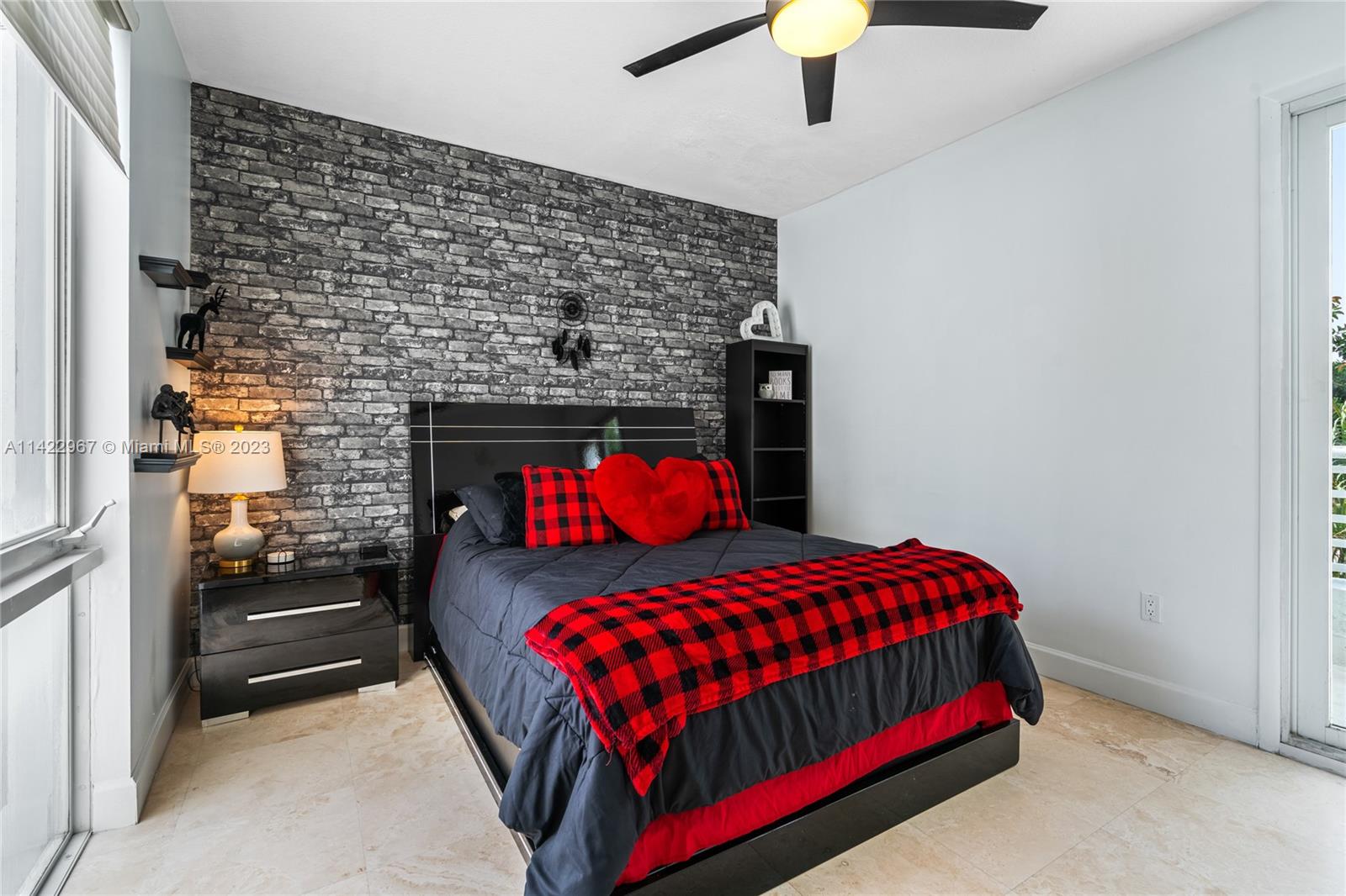 830 N Victoria Park Rd 830, Fort Lauderdale, FL 33304, 3 Bedrooms Bedrooms, ,3 BathroomsBathrooms,Residential,For Sale,Victoria Park Rd,A11422967