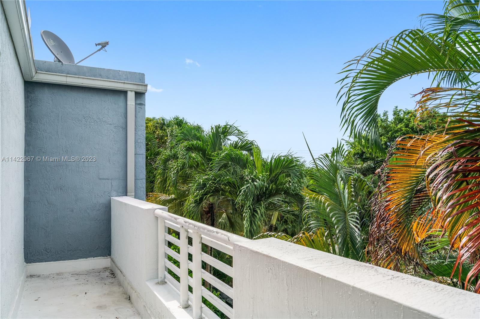 830 N Victoria Park Rd 830, Fort Lauderdale, FL 33304, 3 Bedrooms Bedrooms, ,3 BathroomsBathrooms,Residential,For Sale,Victoria Park Rd,A11422967
