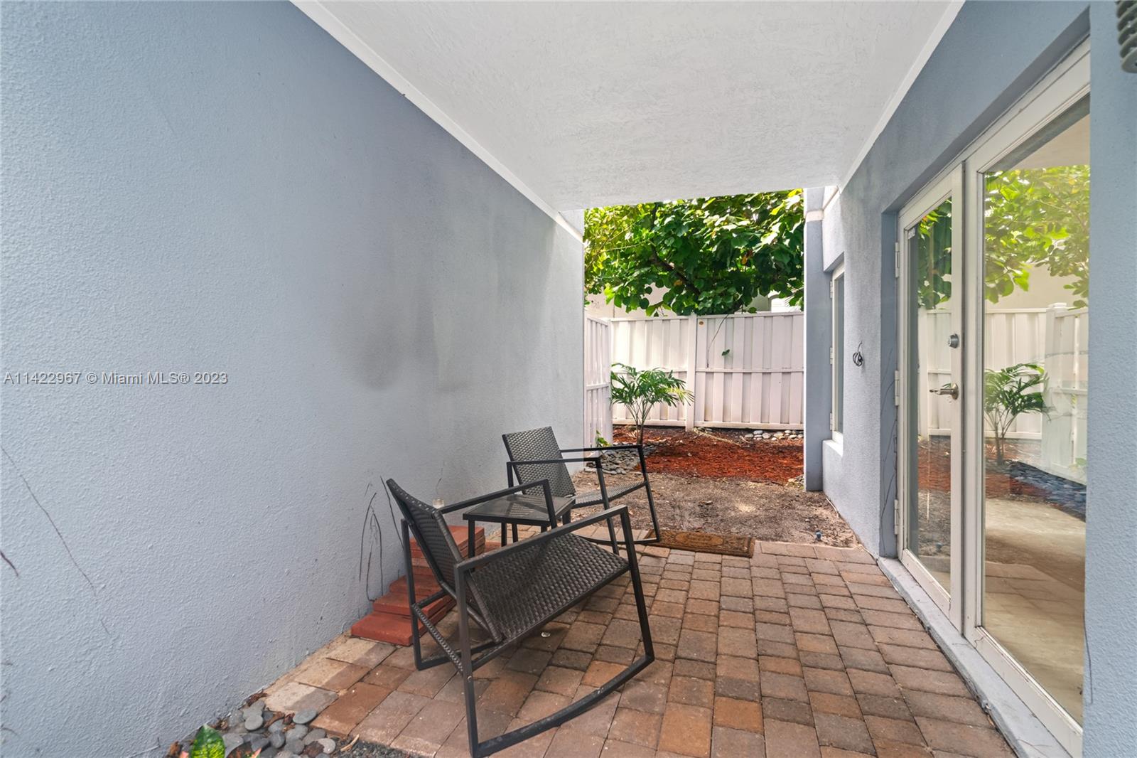 830 N Victoria Park Rd 830, Fort Lauderdale, FL 33304, 3 Bedrooms Bedrooms, ,3 BathroomsBathrooms,Residential,For Sale,Victoria Park Rd,A11422967