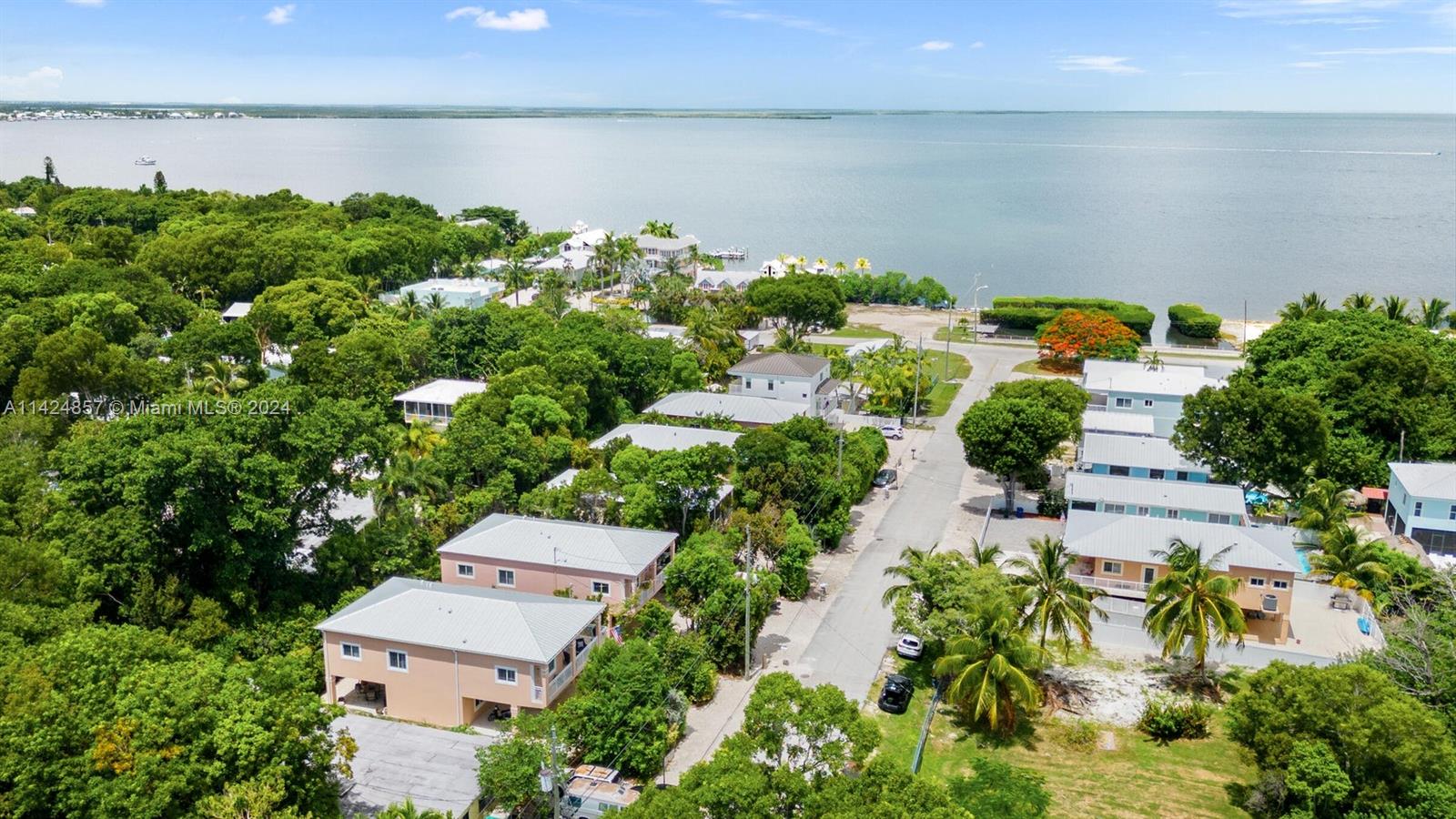 Residential, Key Largo, Florida image 7