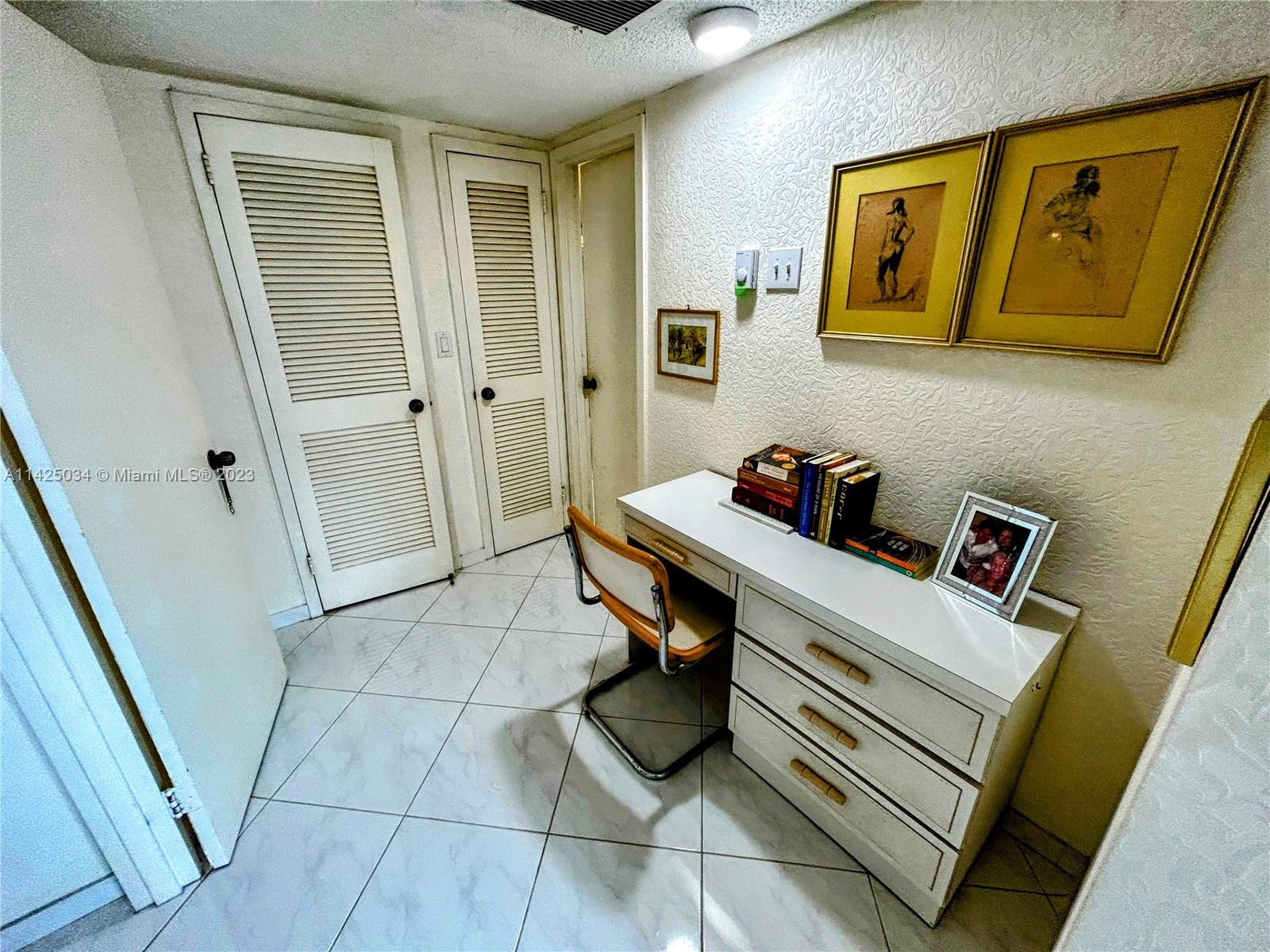 MASTER VANITY DRESSING AREA